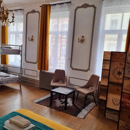 Les Appartements Fenelon Le Cateau-Cambresis ภายนอก รูปภาพ