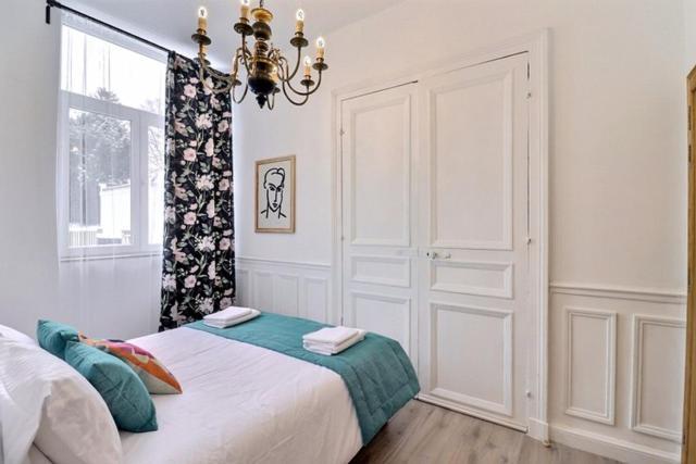 Les Appartements Fenelon Le Cateau-Cambresis ภายนอก รูปภาพ