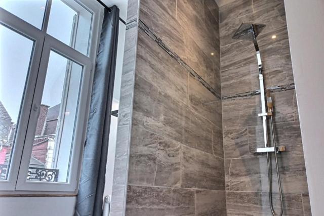 Les Appartements Fenelon Le Cateau-Cambresis ภายนอก รูปภาพ