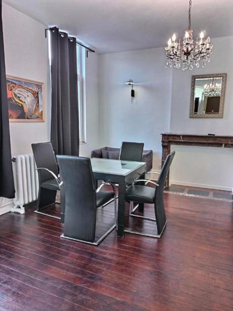 Les Appartements Fenelon Le Cateau-Cambresis ภายนอก รูปภาพ