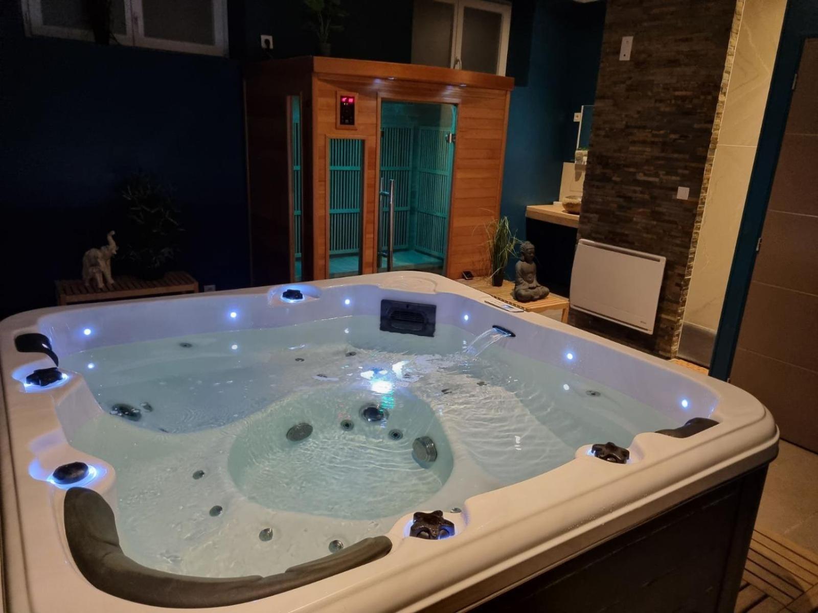 Les Appartements Fenelon Le Cateau-Cambresis ภายนอก รูปภาพ